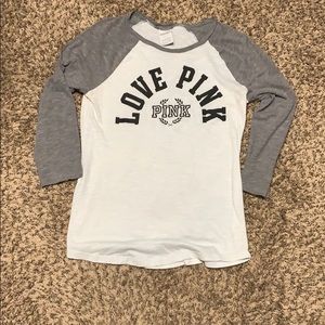 Quarter sleeve shirt